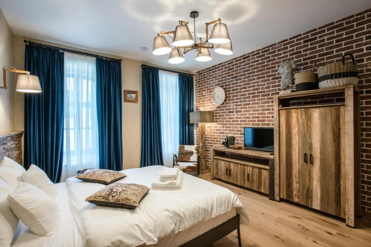 Acsa Inn Craiova Kültér fotó