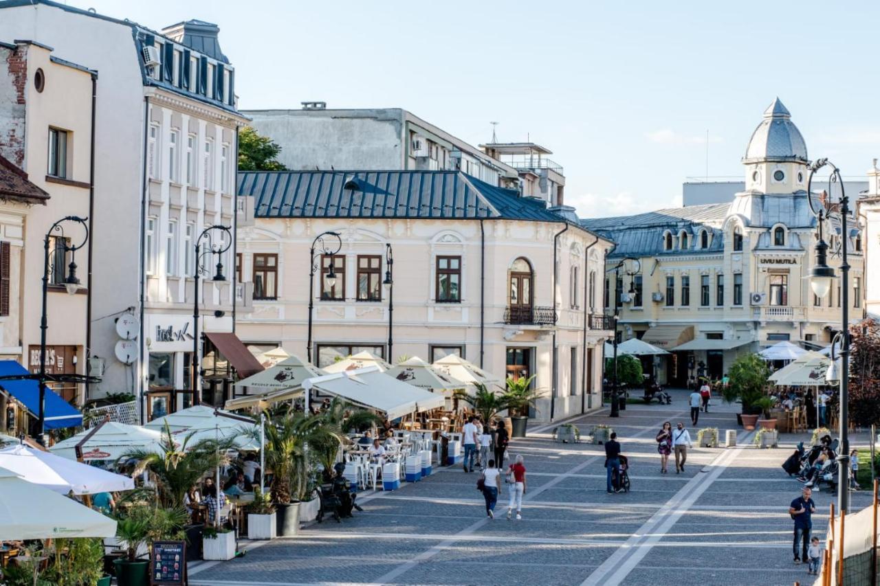 Acsa Inn Craiova Kültér fotó