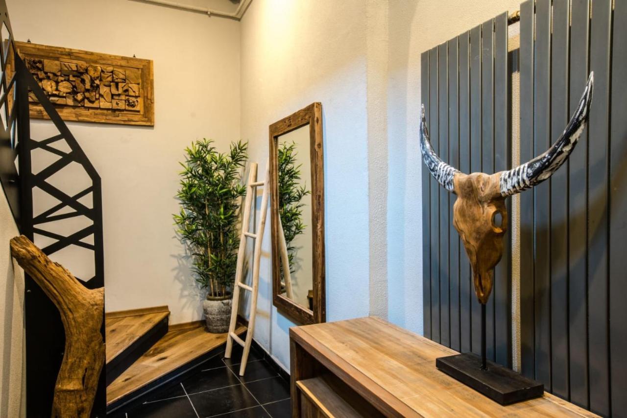 Acsa Inn Craiova Kültér fotó